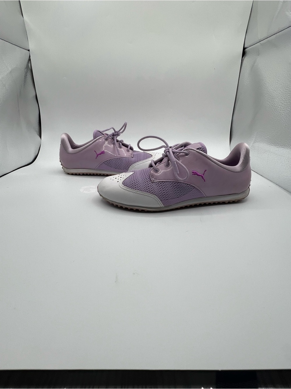 Puma Women’s Golf Shoes Size 9.5 Lavender Pink White Spikeless Golf Sneakersl